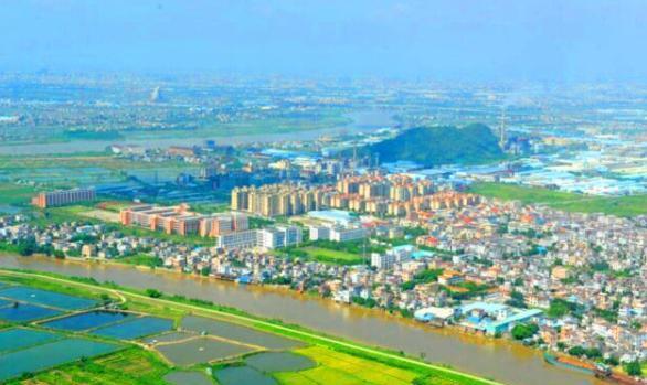 廣東中山市北端一個鎮(zhèn),和佛山、廣州交界,是全國千強鎮(zhèn)